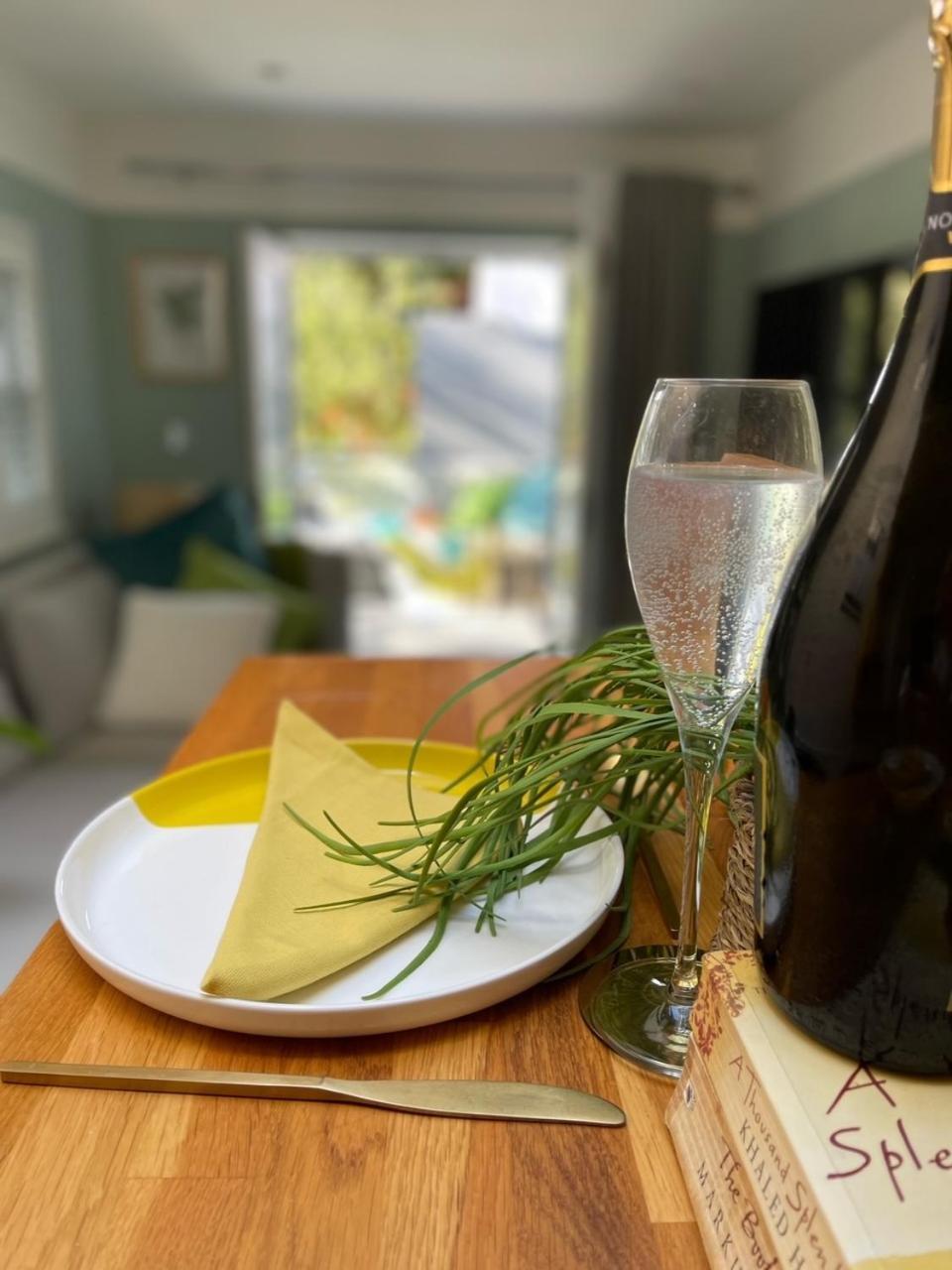 Town Centre Garden Retreat Διαμέρισμα Τσέλτενχαμ Εξωτερικό φωτογραφία